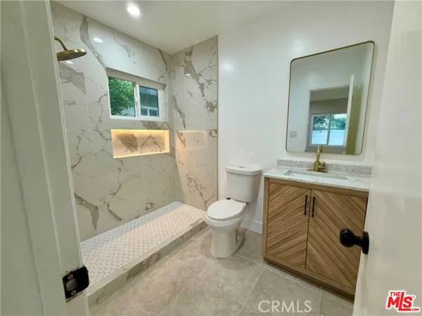 $3,999 | 8561 Marklein Avenue, North Hills, CA 91343