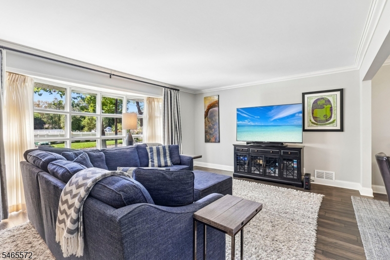 310 Old Grove Road Mountainside, NJ 07092 - Photo 6 of 48 Gallery Image 6