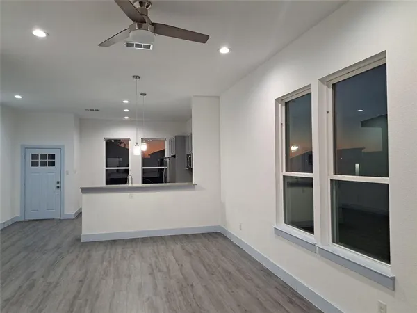 $2,400 | 3328 Noor Street, Dallas, TX 75233