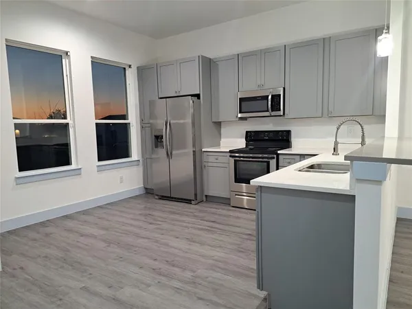 $2,400 | 3328 Noor Street, Dallas, TX 75233