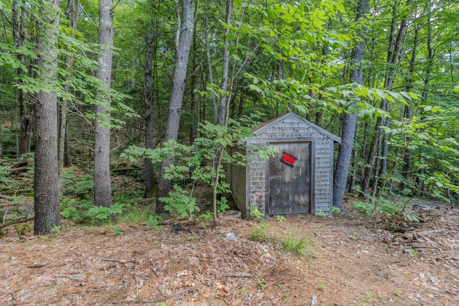 106 Livingston Road Meredith, NH 03253 - Photo 31 of 53