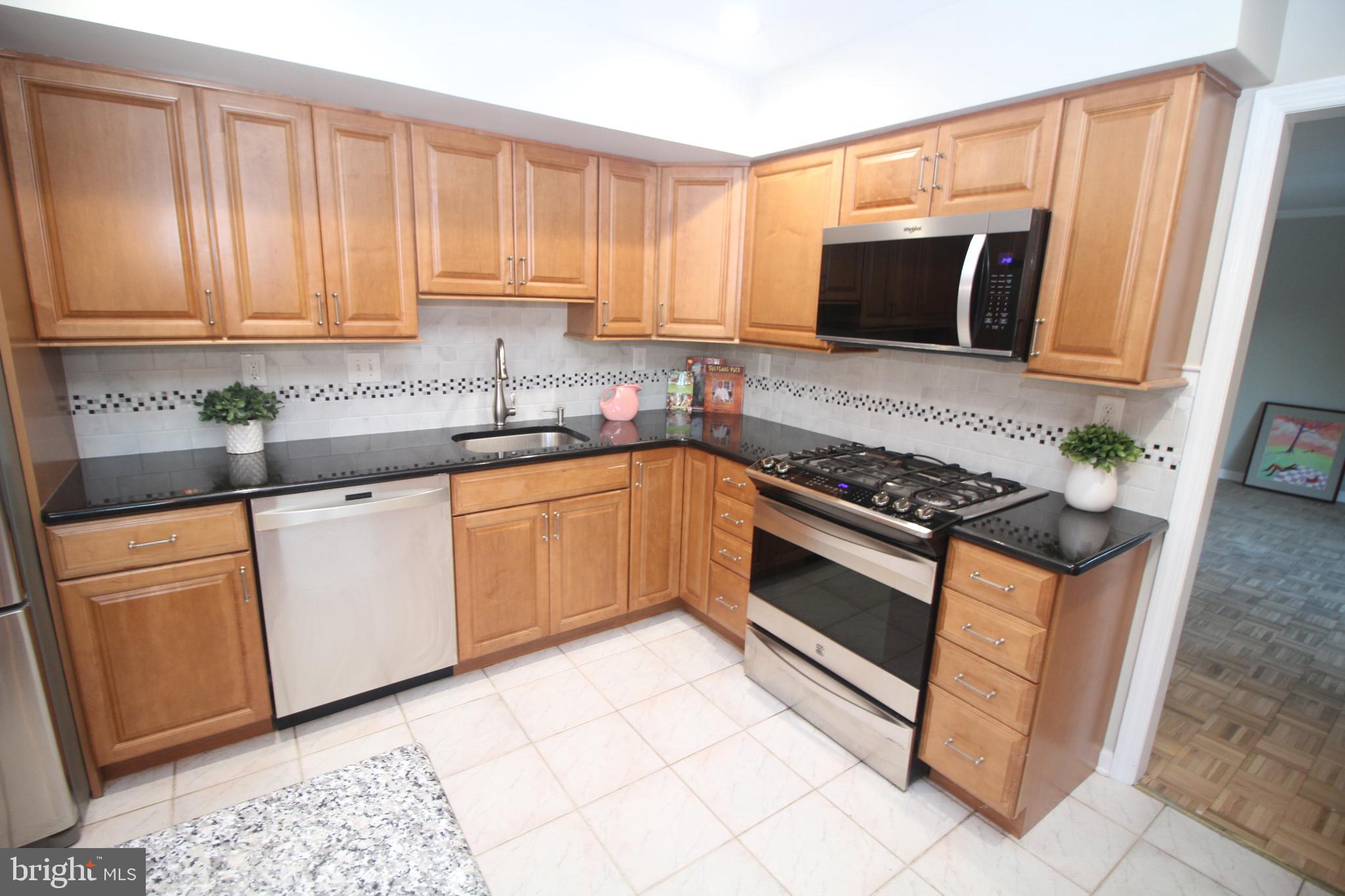 18 Wolfpack Road Hamilton, NJ 08619 - Photo 14 of 31 Gallery Image 14