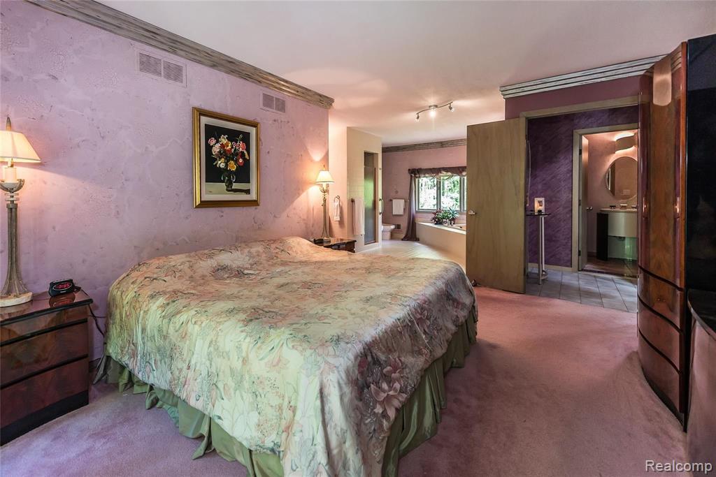 29000 Halsted Road Farmington Hills, MI 48331 - Photo 15 of 48