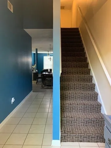 a view of livingroom with furniture