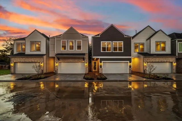 $304,700 | 11325 Stonework Grove Lane, Houston, TX 77076