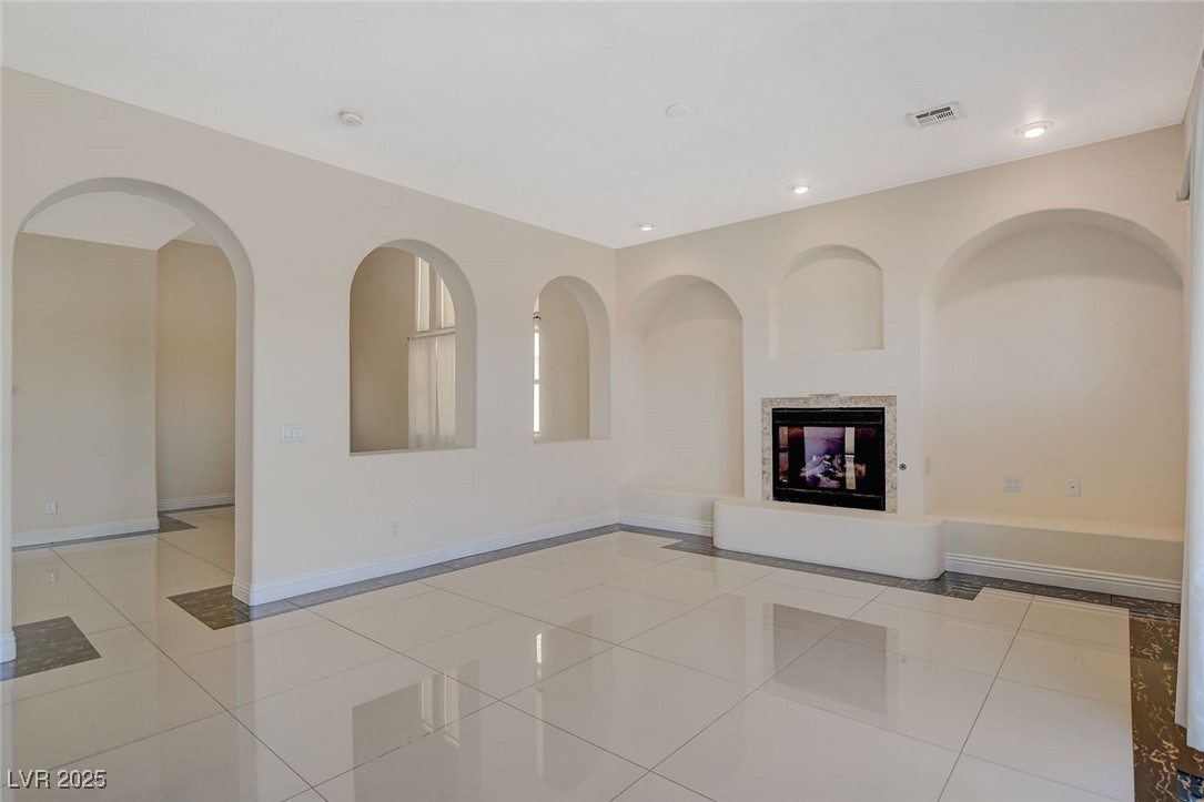 2554 Regency Cove Court Las Vegas, NV 89121 - Photo 13 of 39