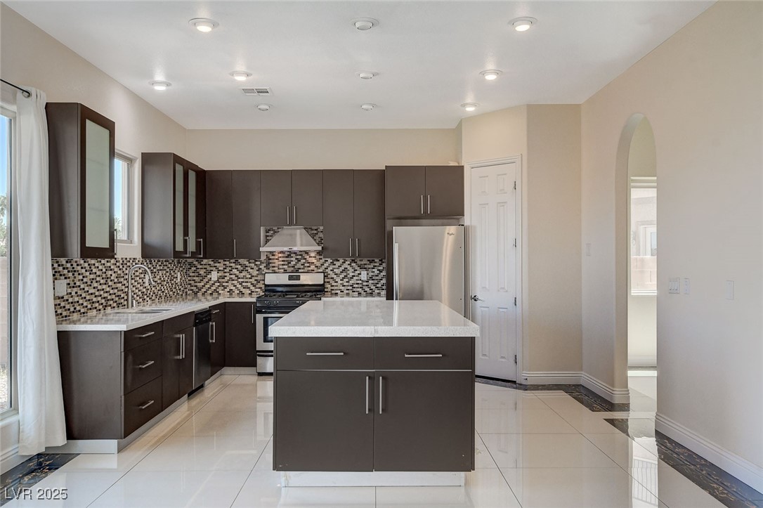 2554 Regency Cove Court Las Vegas, NV 89121 - Photo 14 of 39