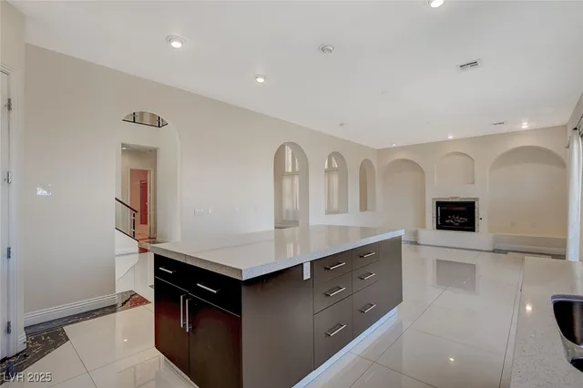 $3,100 | 2554 Regency Cove Court, Las Vegas, NV 89121