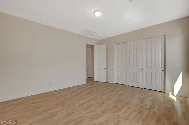 $3,100 | 2554 Regency Cove Court, Las Vegas, NV 89121