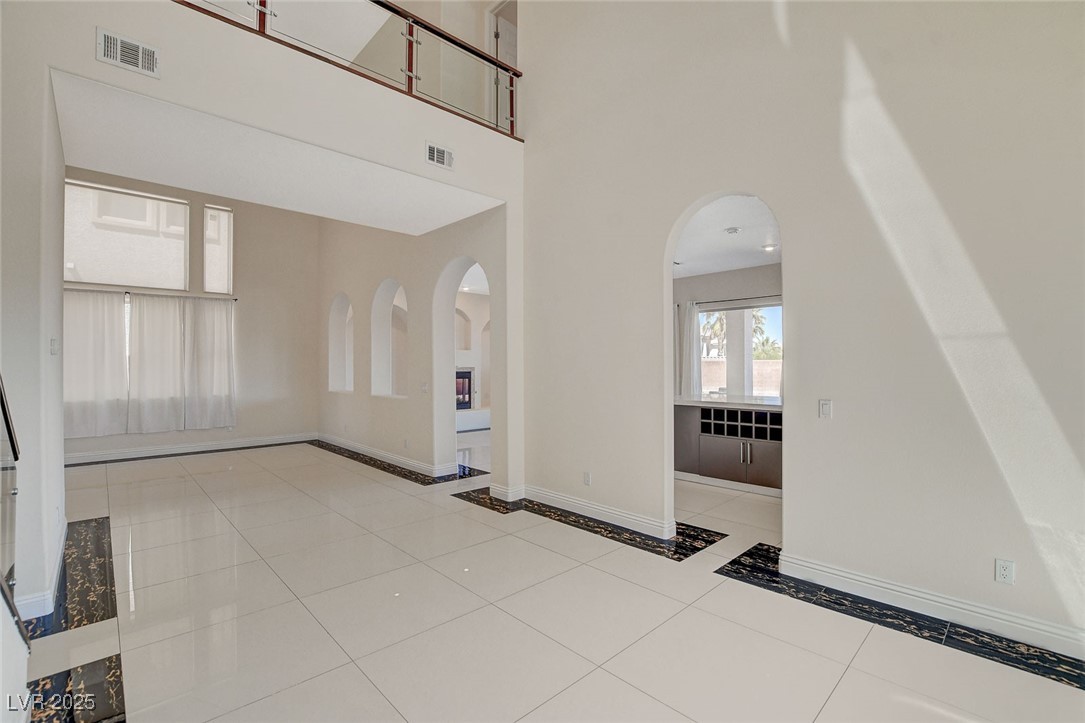 2554 Regency Cove Court Las Vegas, NV 89121 - Photo 8 of 39