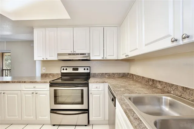 $1,395 | 9932 Sweepstakes Lane, Unit 4, Orlando, FL 32837