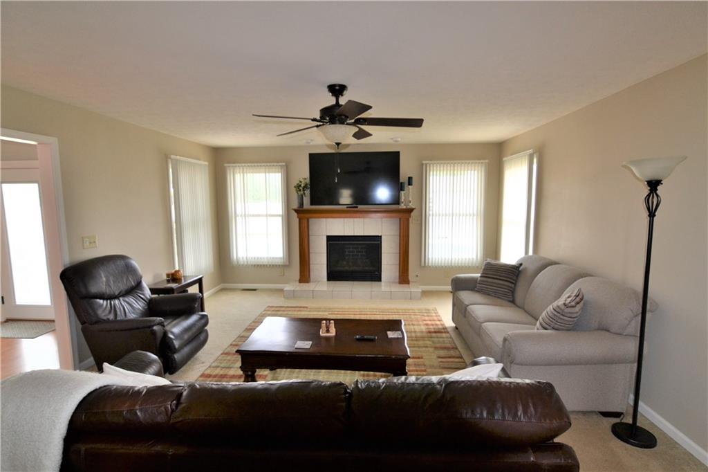 104 Gale Road Danville, IN 46122 - Photo 3 of 34 Gallery Image 3