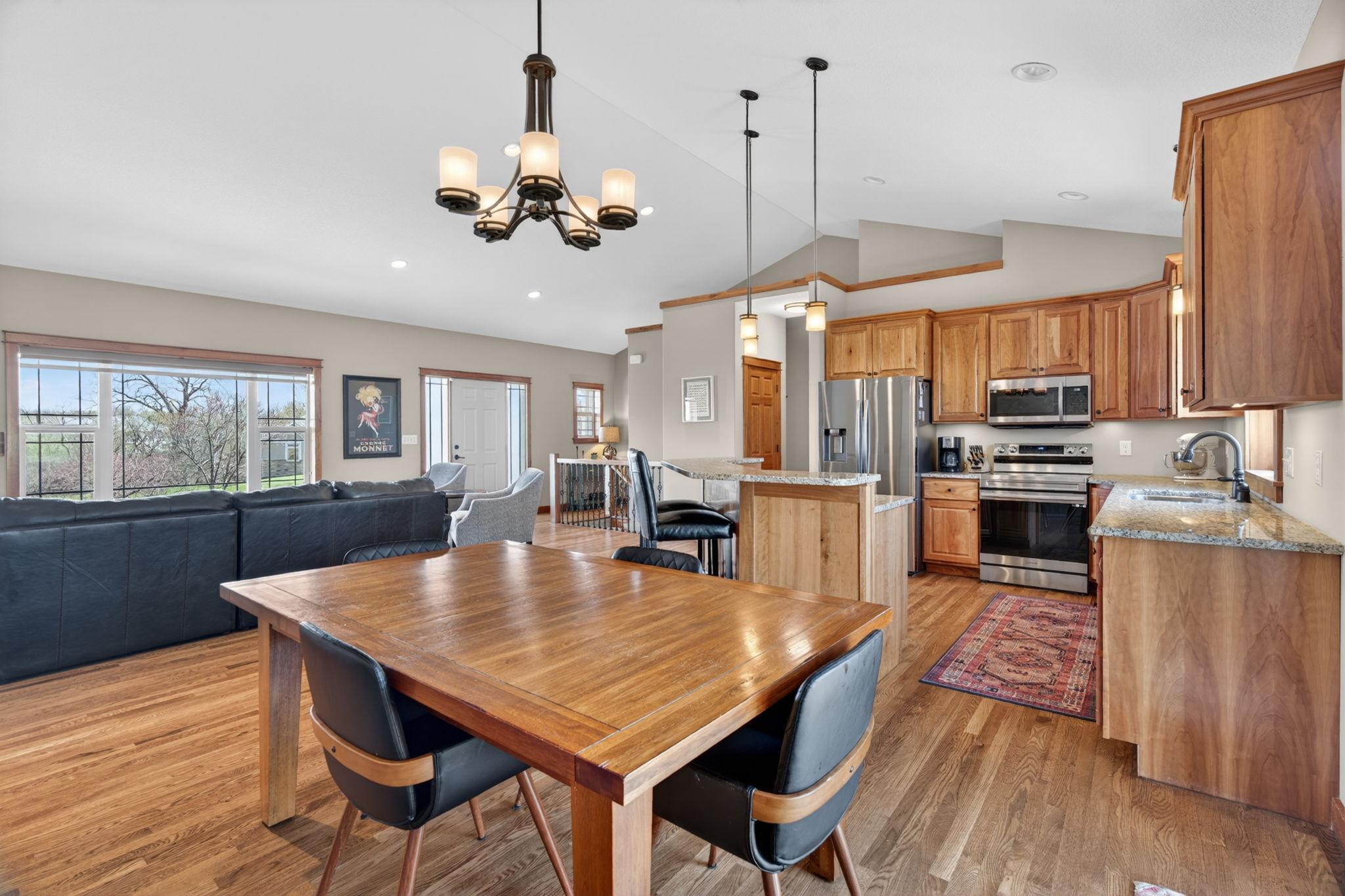 3940 Creek View Lane Southwest Rochester, MN 55902 - Photo 12 of 53