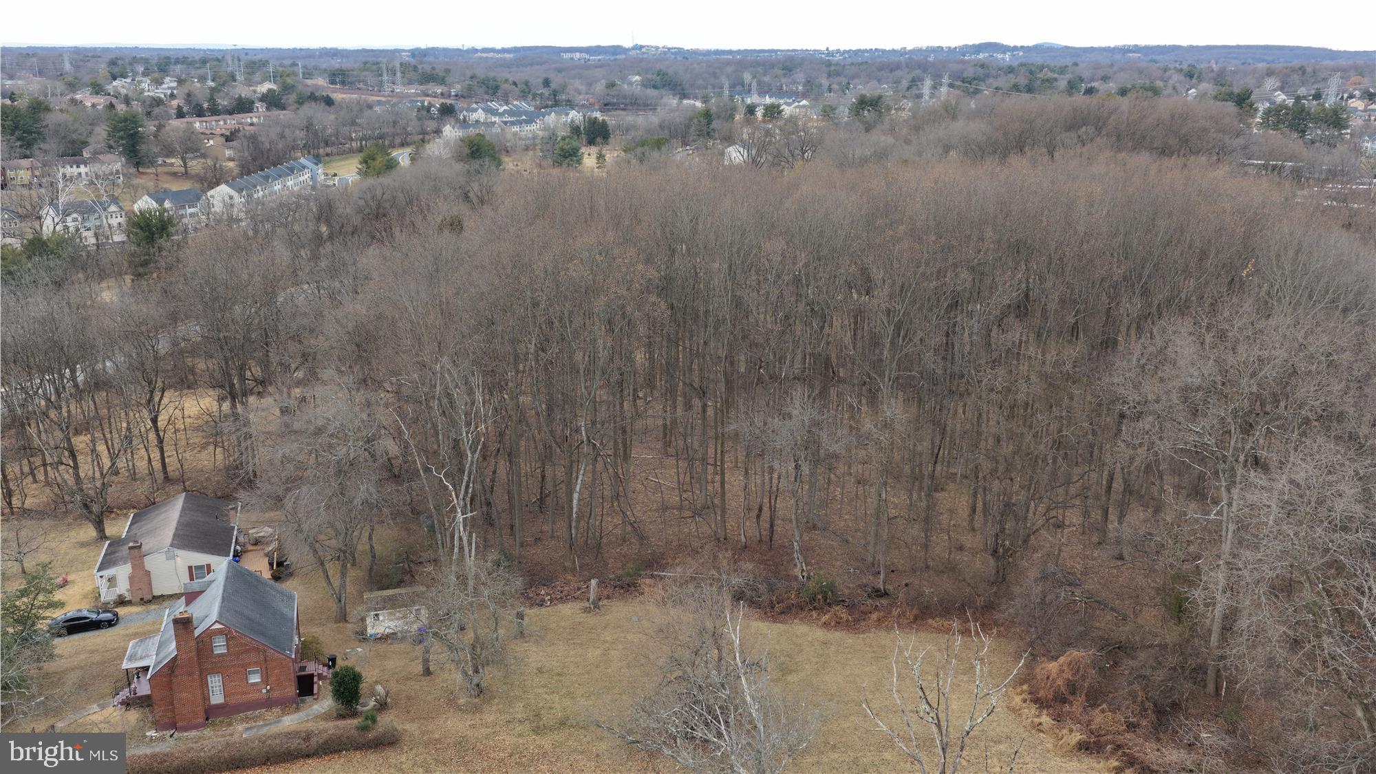 9415 Stewartown Road Gaithersburg, MD 20879 - Photo 12 of 24 Side view looking West