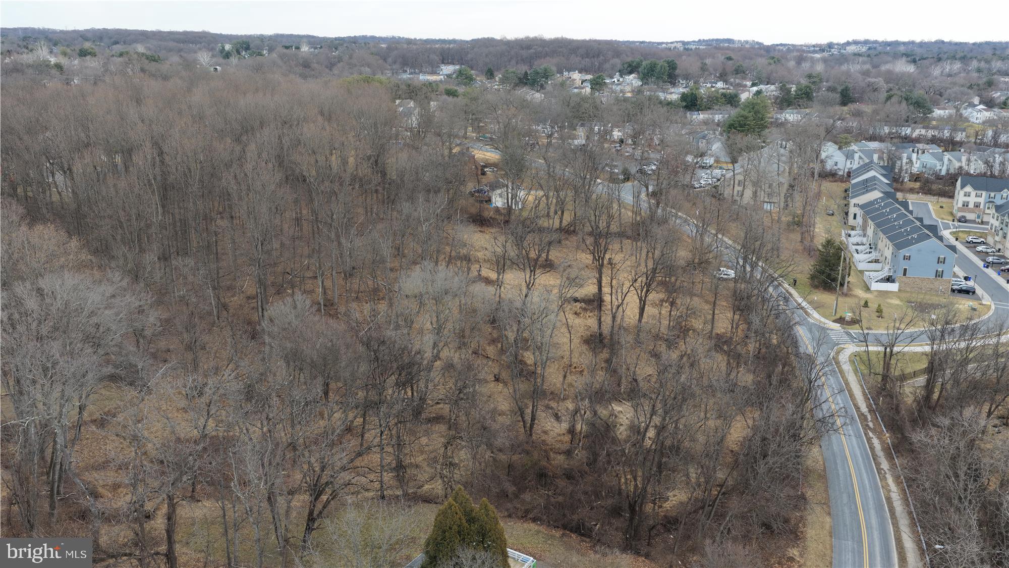 9415 Stewartown Road Gaithersburg, MD 20879 - Photo 20 of 24 Side view looking East