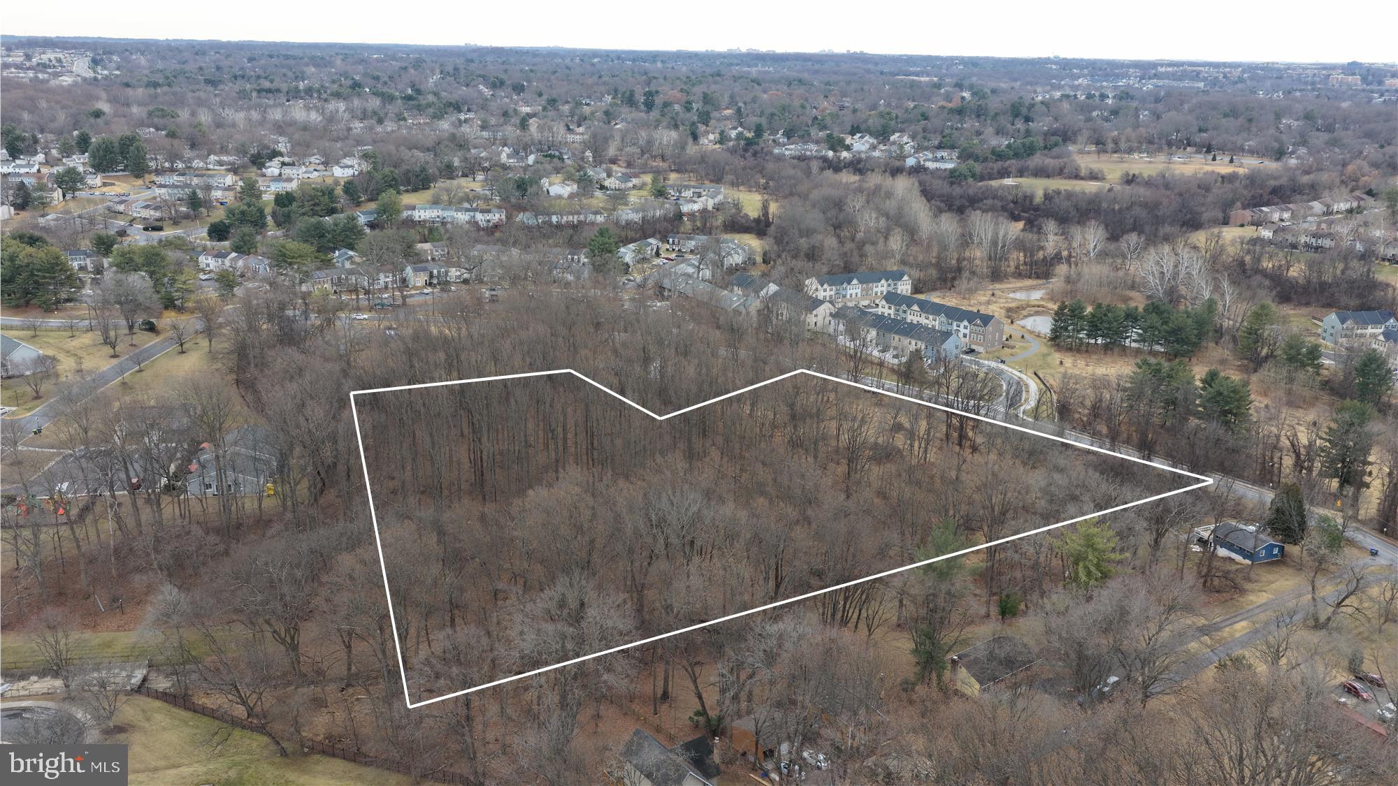 9415 Stewartown Road Gaithersburg, MD 20879 - Photo 3 of 24 Side aerial view of lot