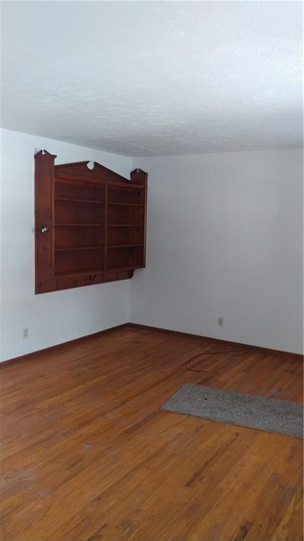 3619 Rahke Road Indianapolis, IN 46217 - Photo 5 of 18 Gallery Image 5