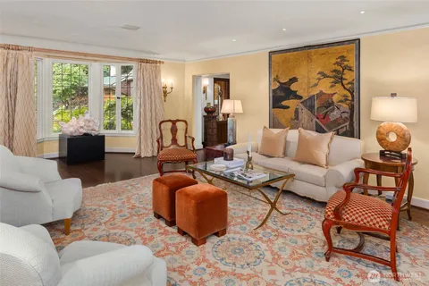 $5,950,000 | 300 Maiden Lane East, Seattle, WA 98112