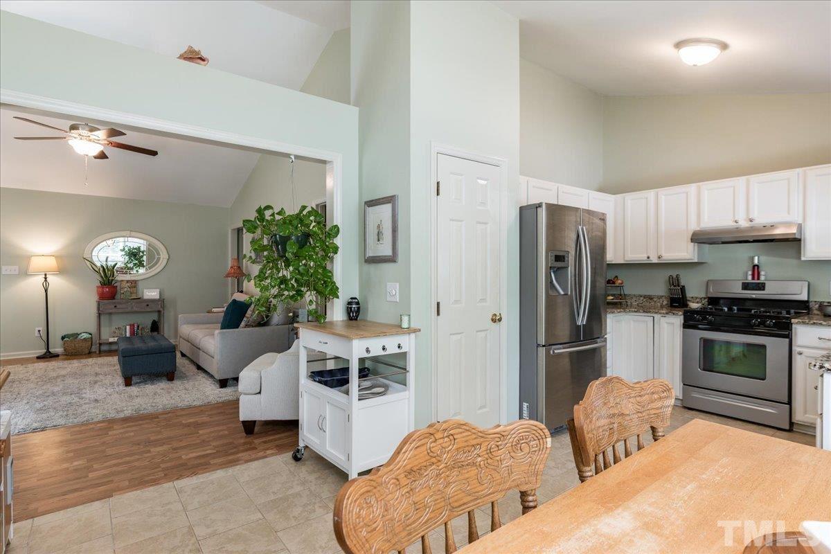 1004 Hawser Court Raleigh, NC 27606 - Photo 12 of 30 Gallery Image 12