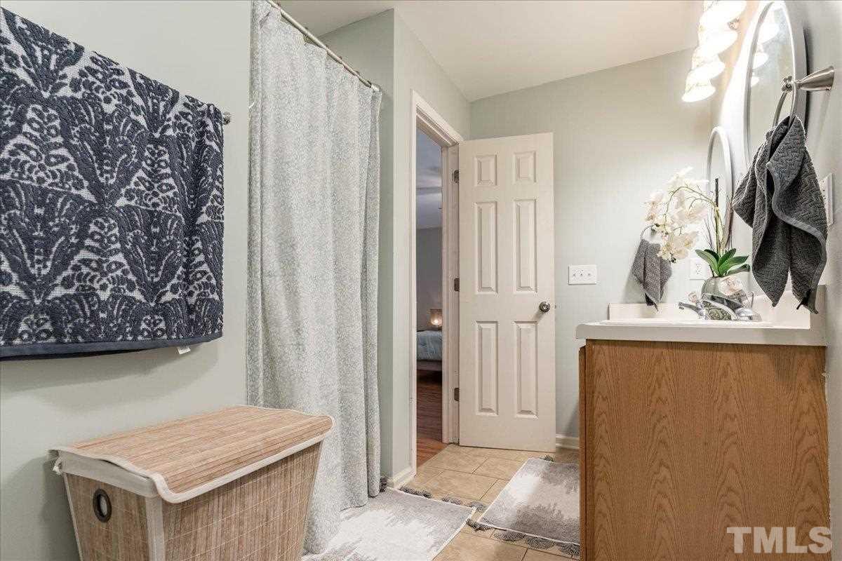 1004 Hawser Court Raleigh, NC 27606 - Photo 15 of 30 Gallery Image 15