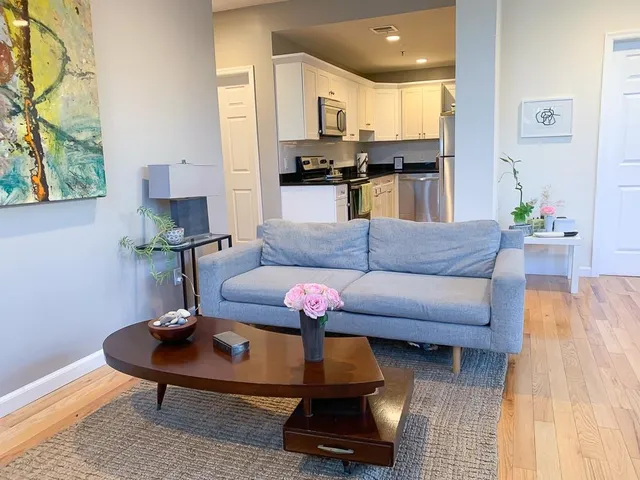 $3,000 | 473 Newark Avenue, Unit S1, Jersey City, NJ 07306