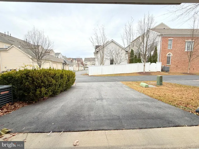 $3,300 | 310 Ridgemont Avenue, Rockville, MD 20850