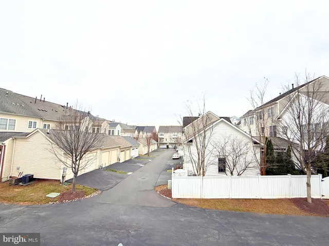 $3,300 | 310 Ridgemont Avenue, Rockville, MD 20850