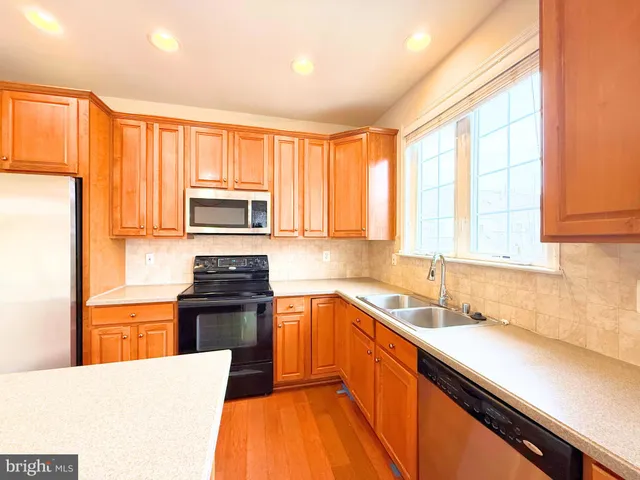 $3,300 | 310 Ridgemont Avenue, Rockville, MD 20850