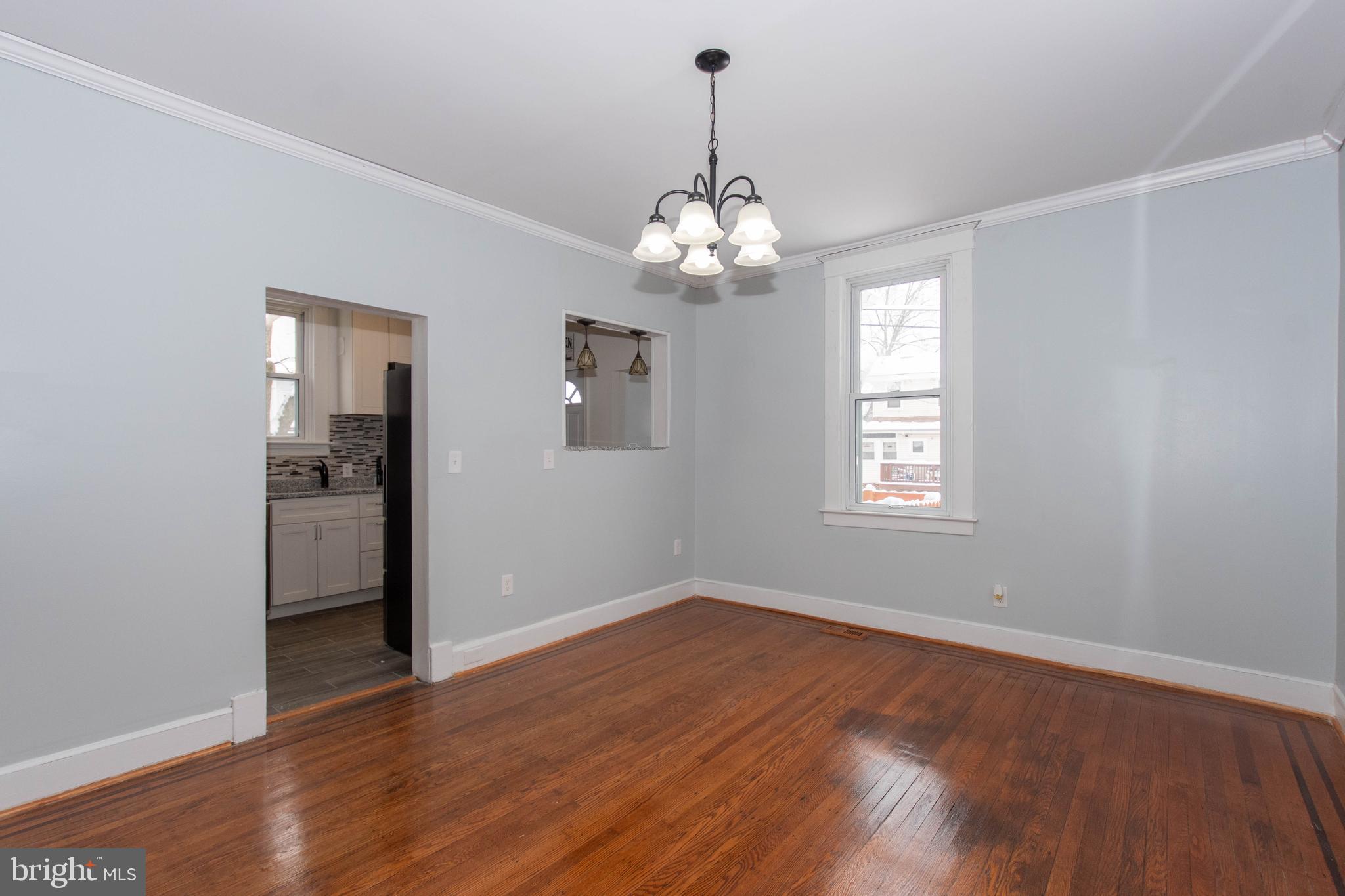 409 Kingston Road Baltimore, MD 21229 - Photo 12 of 48 Gallery Image 12