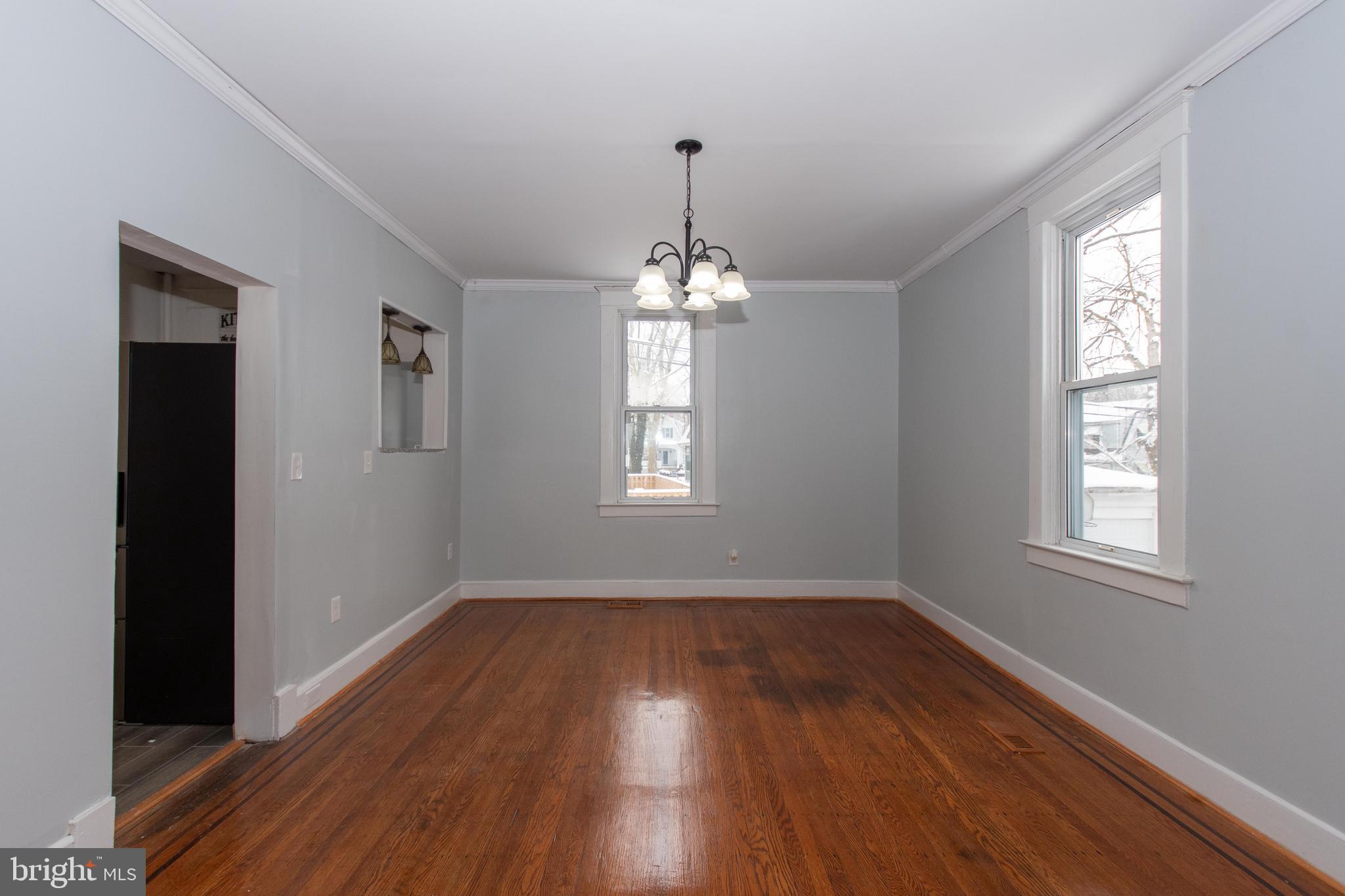 409 Kingston Road Baltimore, MD 21229 - Photo 15 of 48 Gallery Image 15
