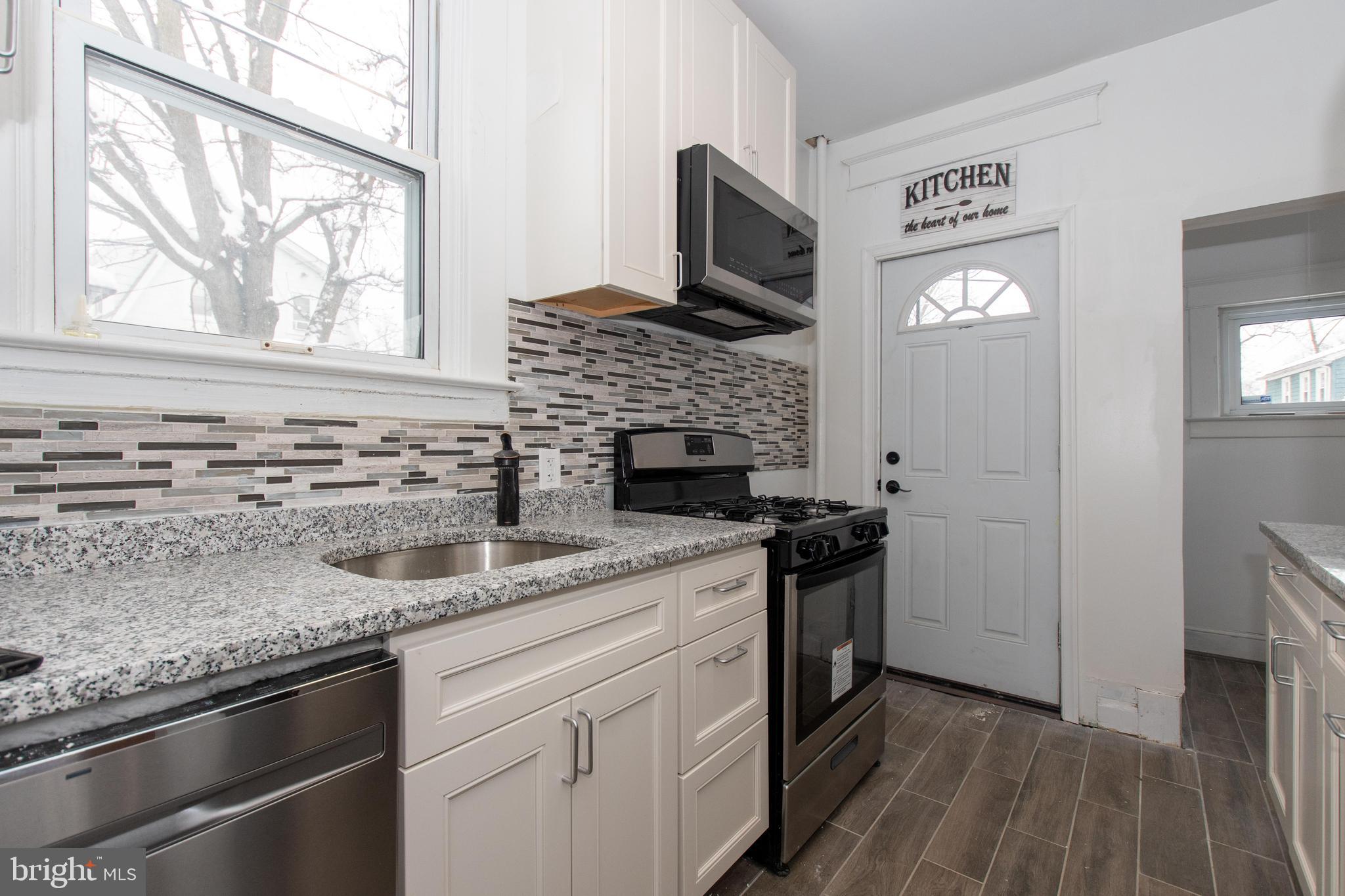 409 Kingston Road Baltimore, MD 21229 - Photo 16 of 48 Gallery Image 16