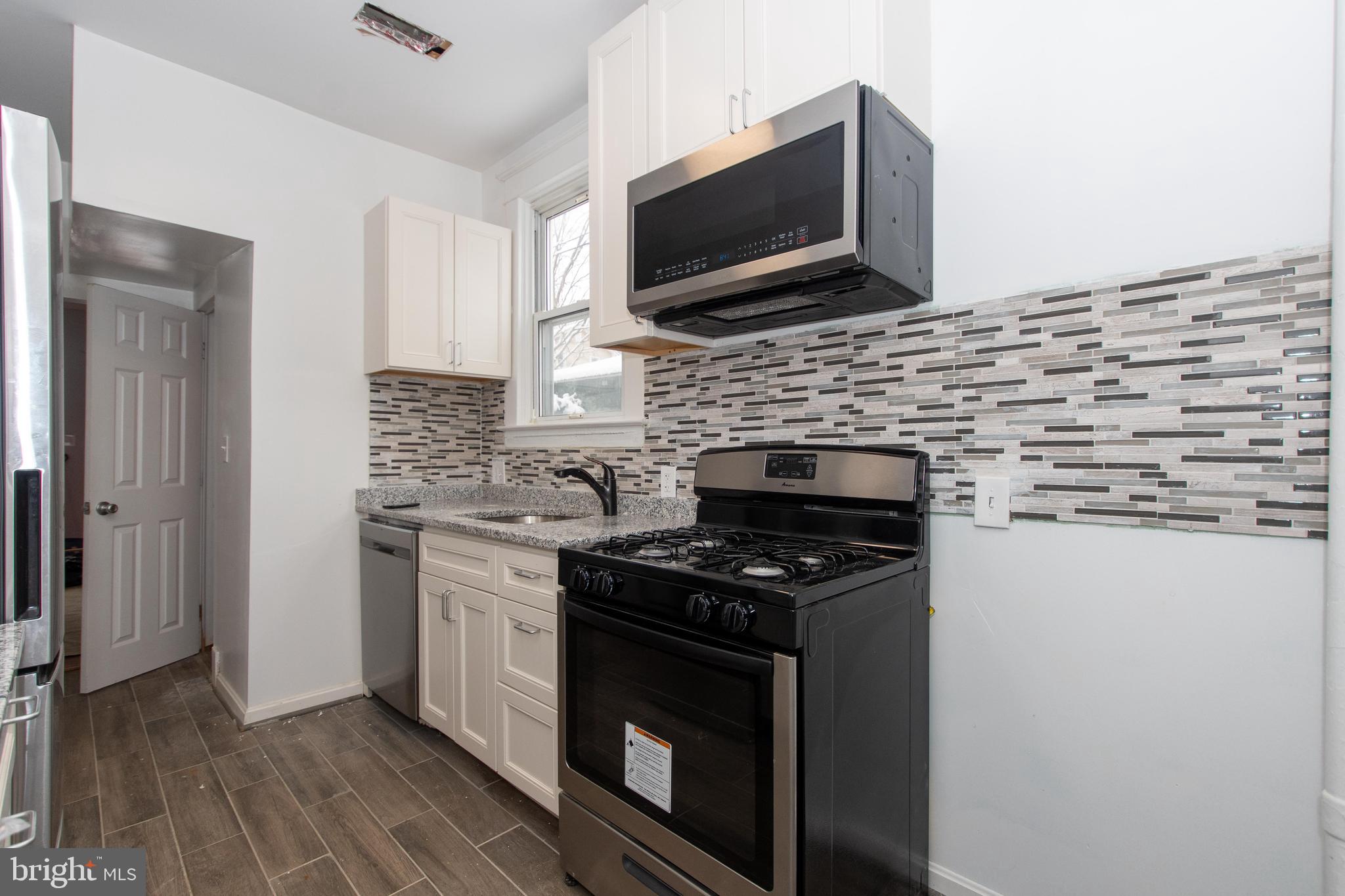 409 Kingston Road Baltimore, MD 21229 - Photo 18 of 48 Gallery Image 18