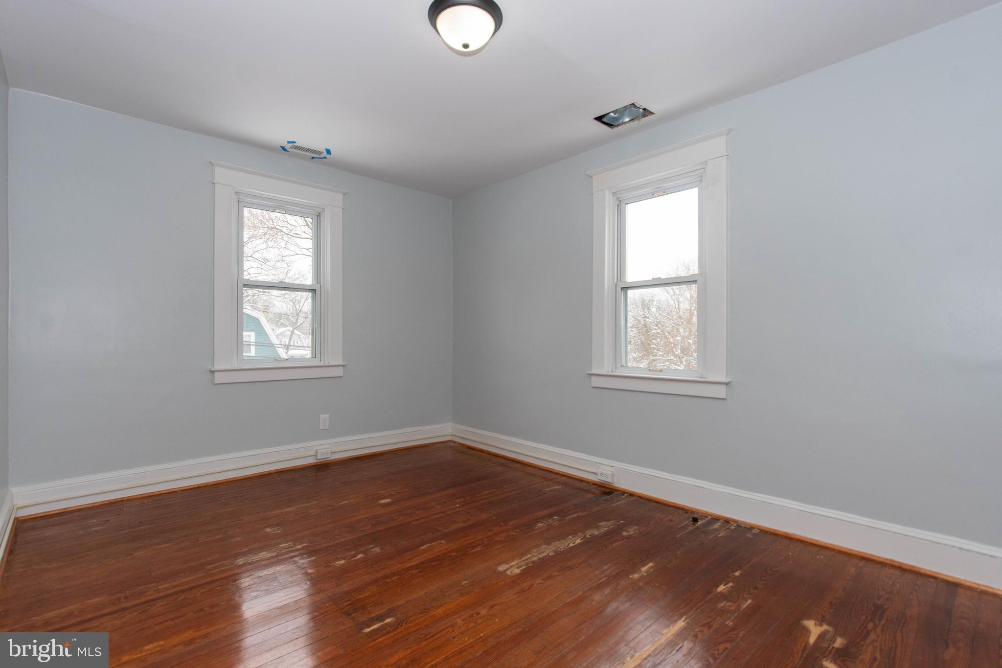 409 Kingston Road Baltimore, MD 21229 - Photo 27 of 48 Gallery Image 27