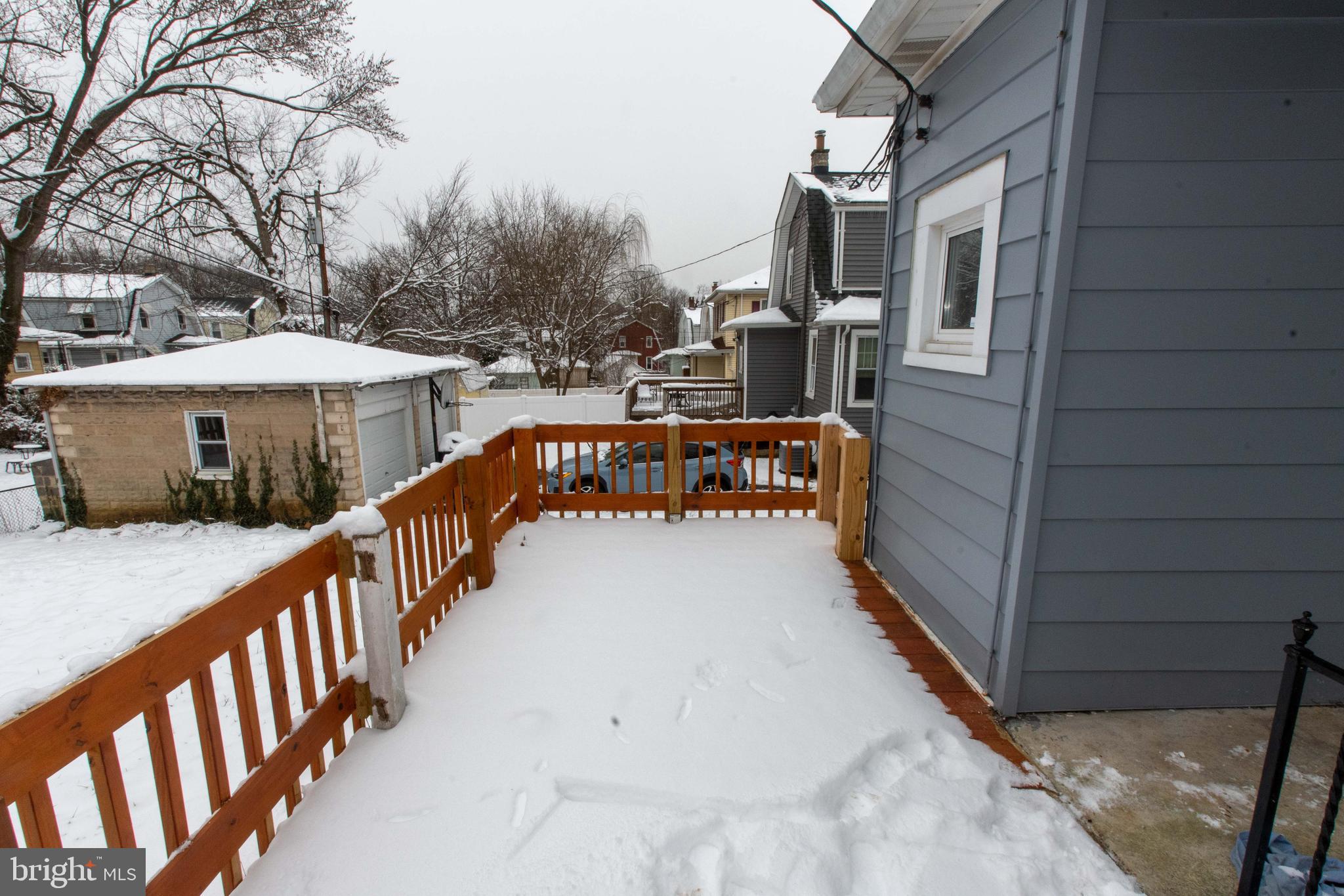 409 Kingston Road Baltimore, MD 21229 - Photo 42 of 48 updated deck
