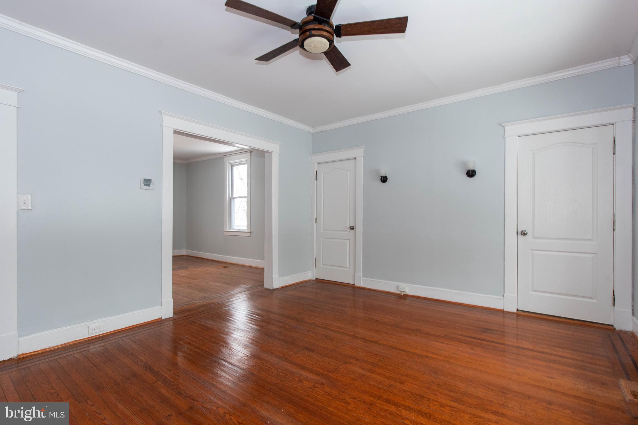 409 Kingston Road Baltimore, MD 21229 - Photo 7 of 48 Gallery Image 7