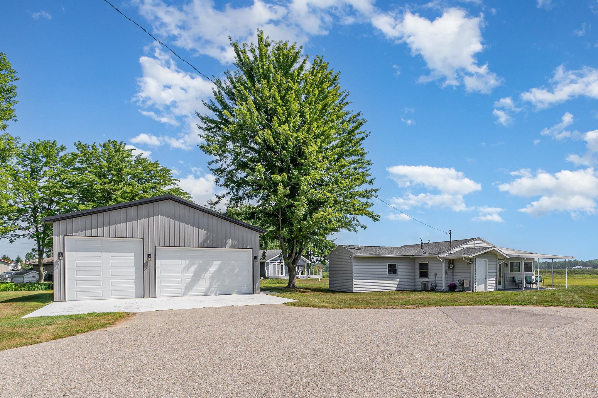 260 Lee Road Beaverton, MI 48612 - Photo 1 of 28 Gallery Image 1