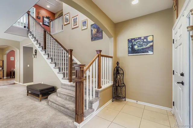 a view of entryway and hall