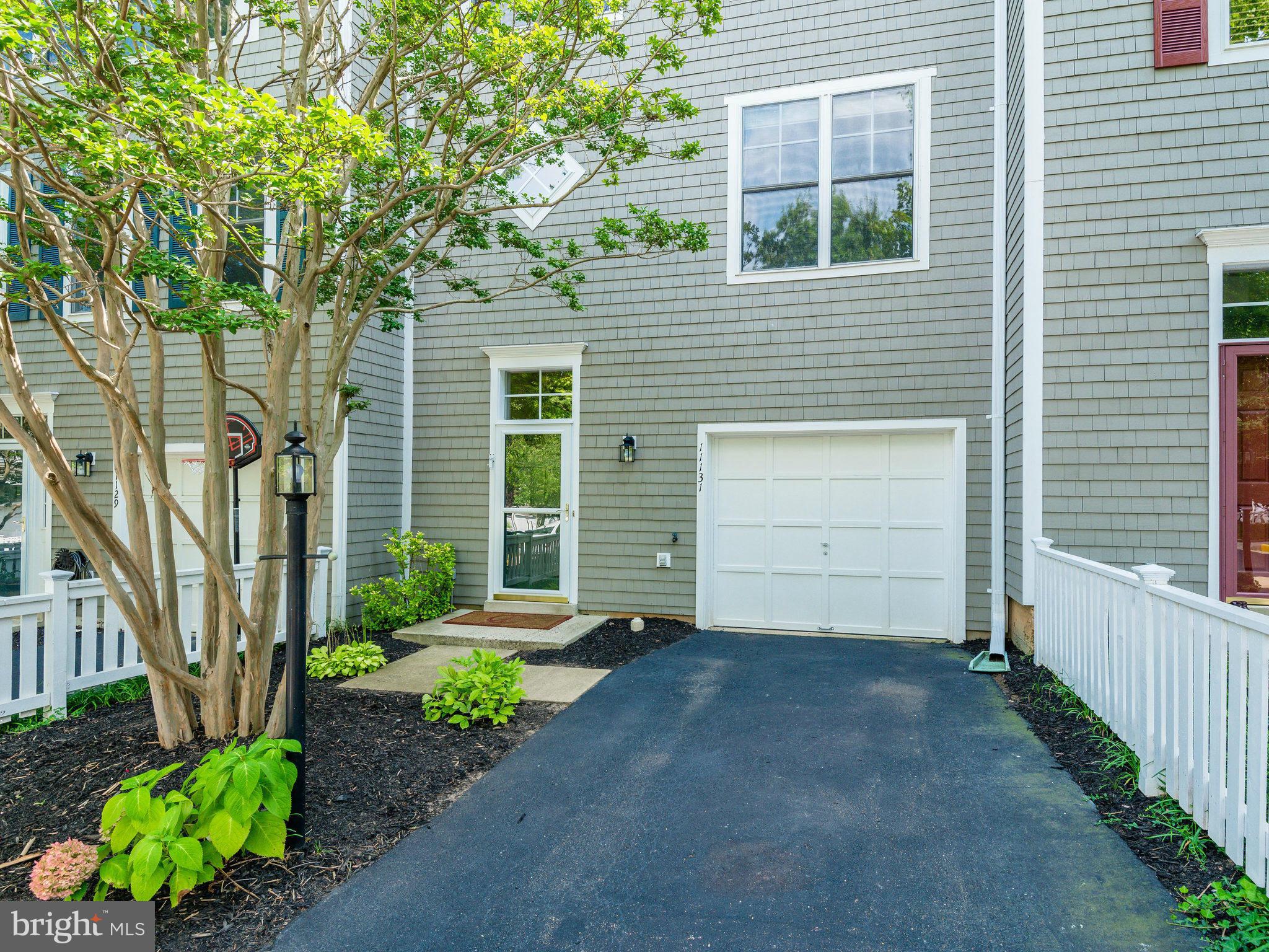 11131 Little Compton Drive Reston, VA 20191 - Photo 2 of 30 Exterior (Front)