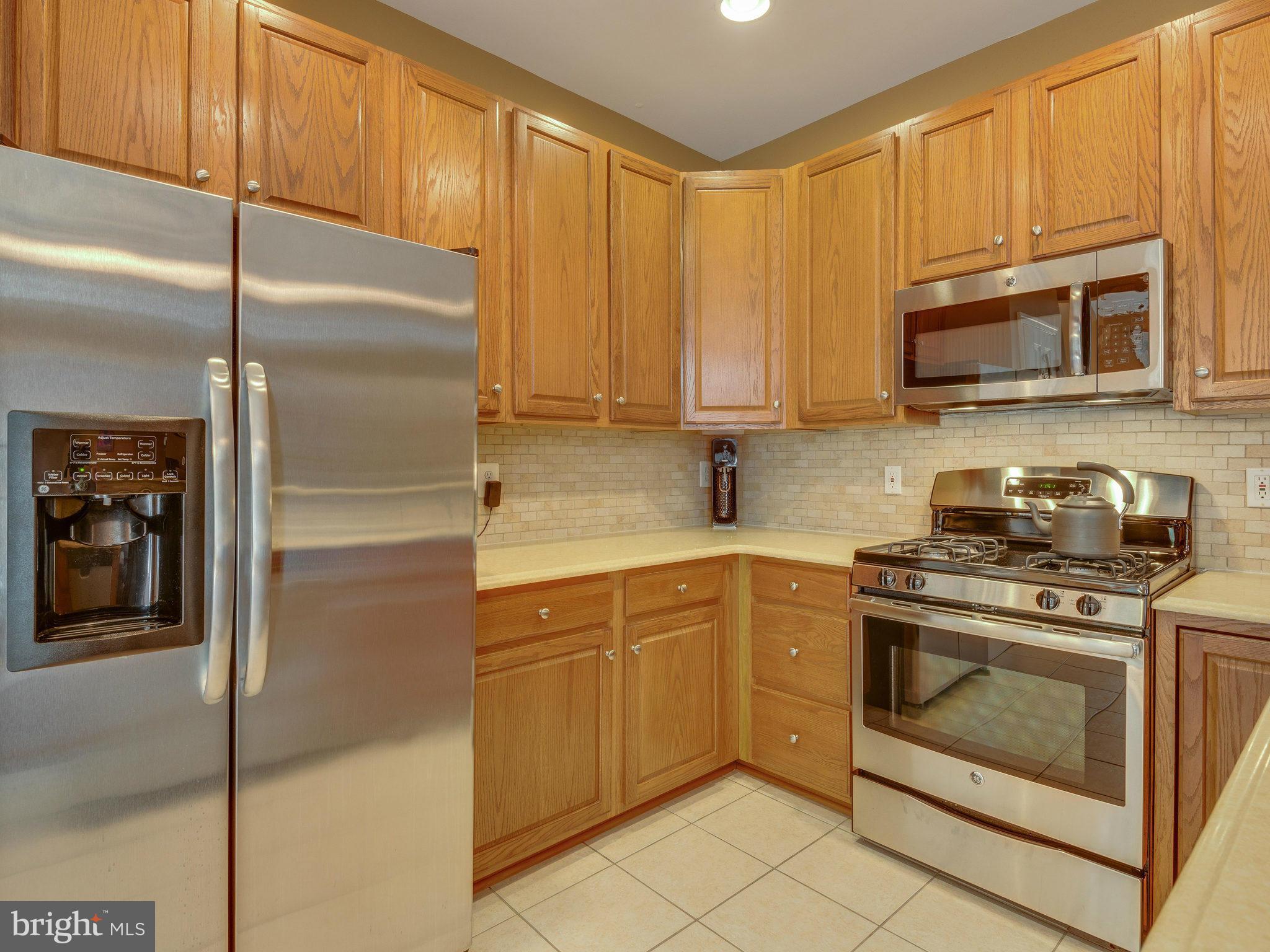 11131 Little Compton Drive Reston, VA 20191 - Photo 14 of 30 Kitchen