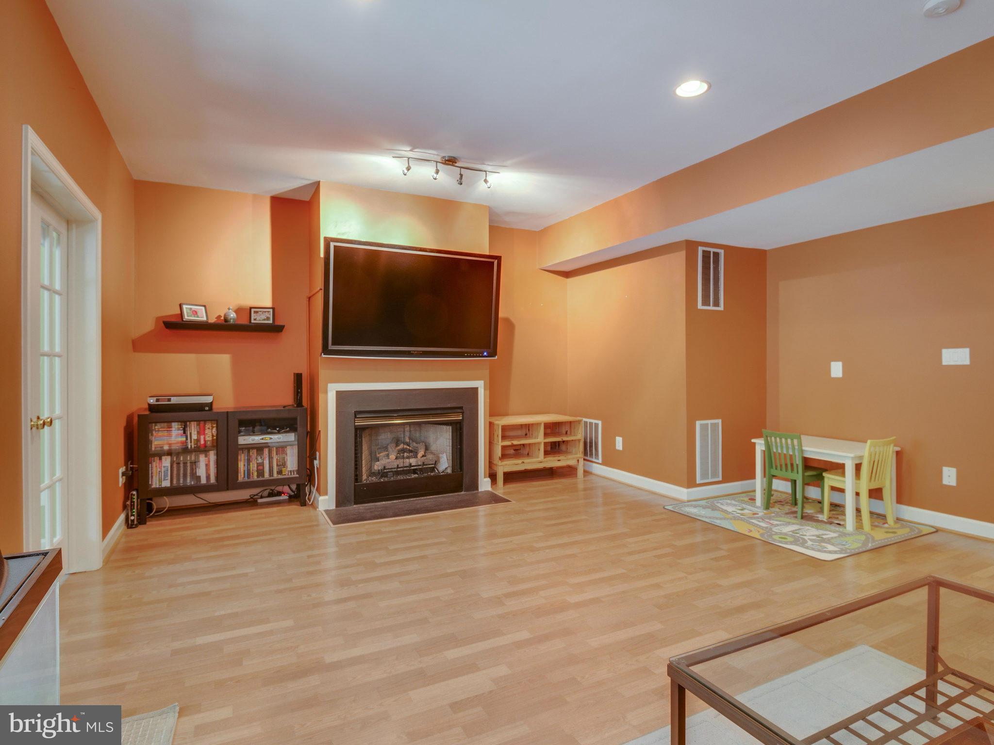 11131 Little Compton Drive Reston, VA 20191 - Photo 18 of 30 Basement
