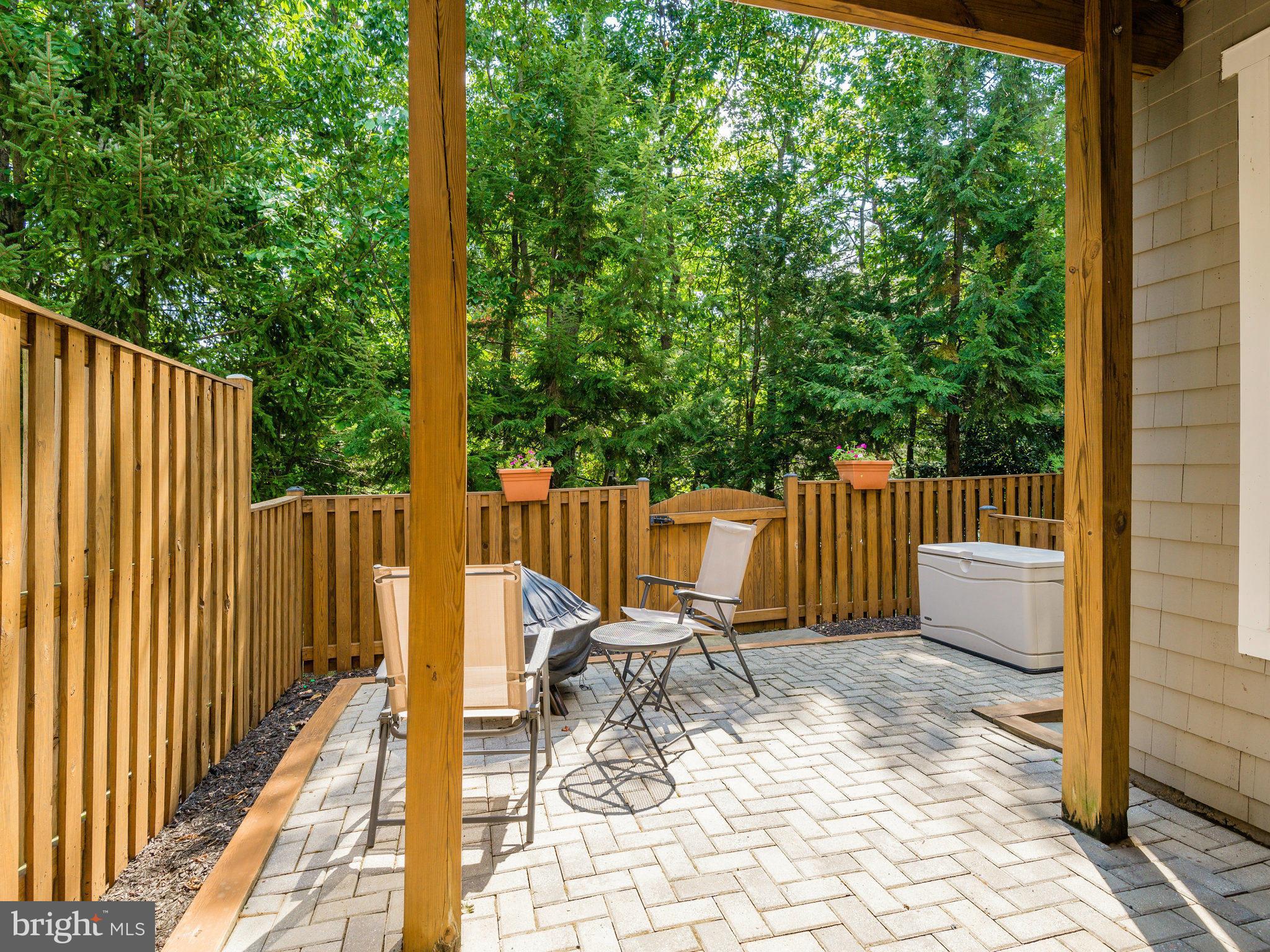 11131 Little Compton Drive Reston, VA 20191 - Photo 30 of 30 Exterior (Rear)