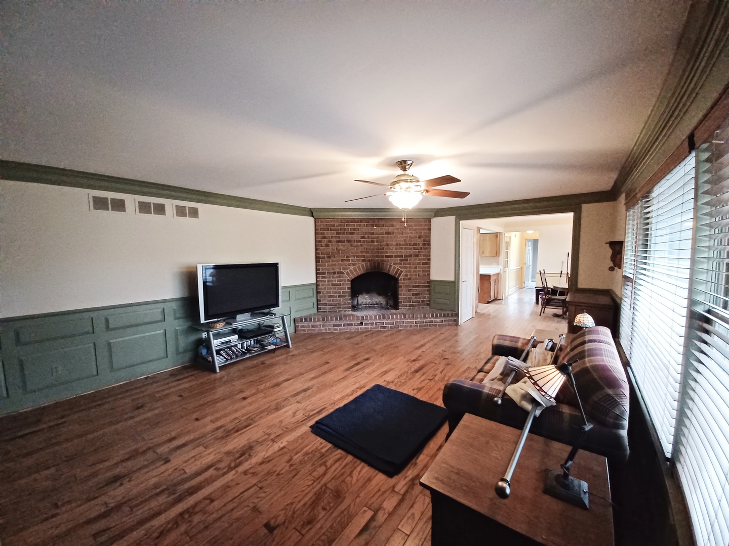 8104 Bull Valley Road Bull Valley, IL 60098 - Photo 19 of 30