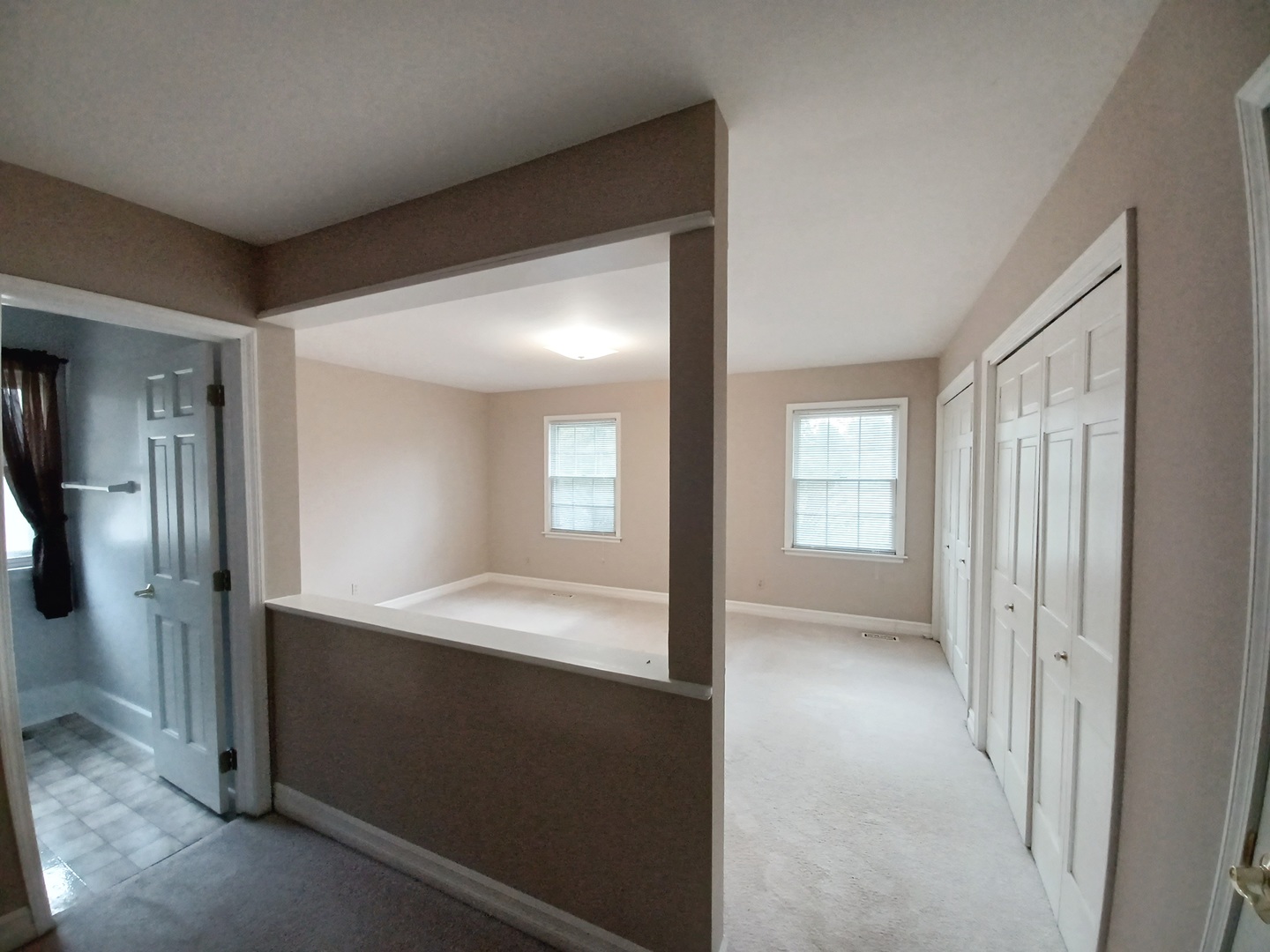 8104 Bull Valley Road Bull Valley, IL 60098 - Photo 21 of 30