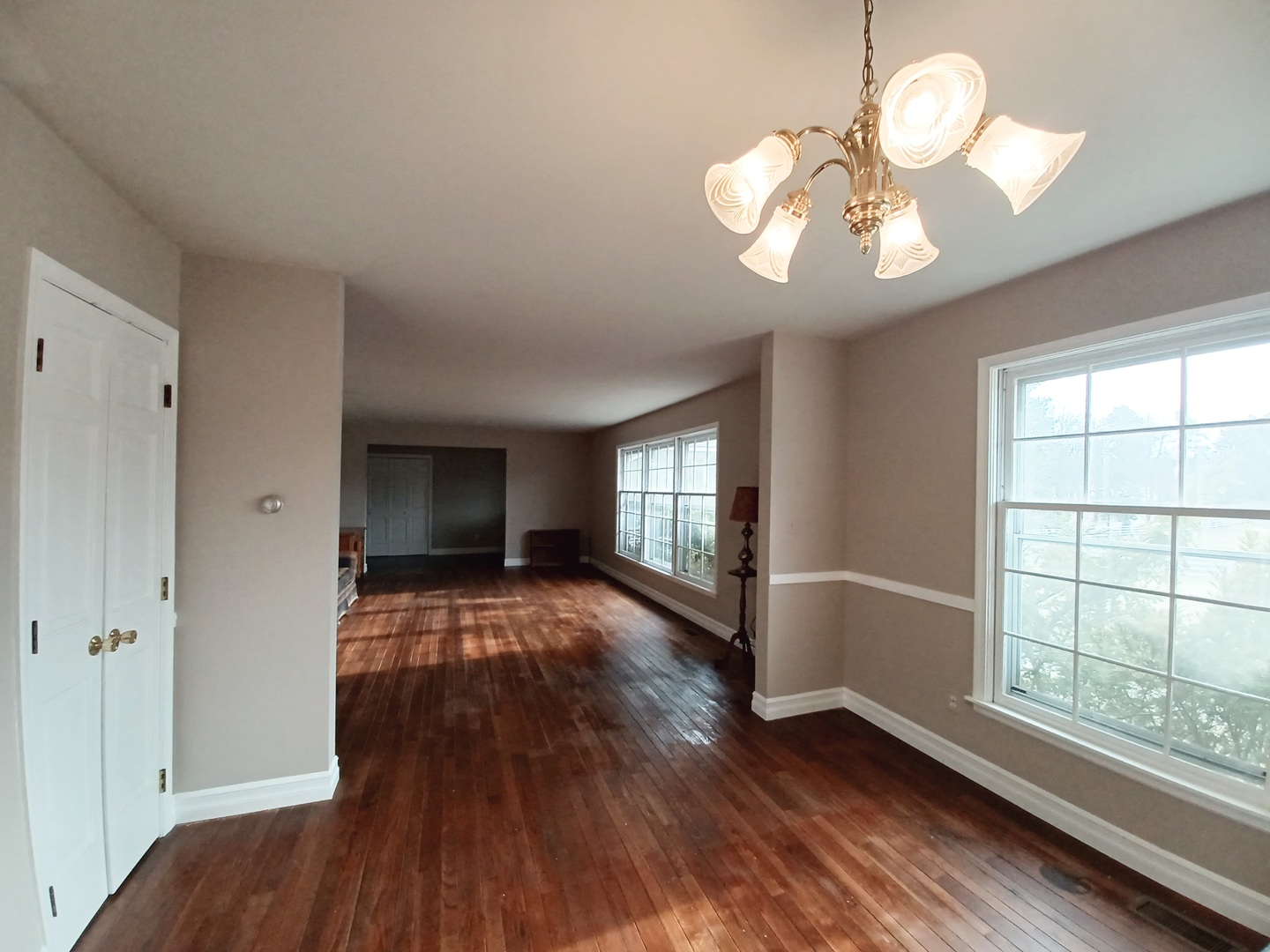 8104 Bull Valley Road Bull Valley, IL 60098 - Photo 7 of 30