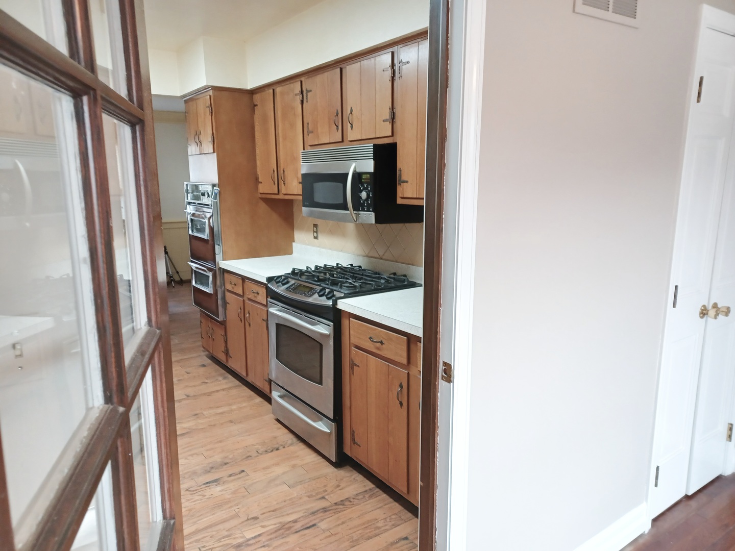 8104 Bull Valley Road Bull Valley, IL 60098 - Photo 10 of 30