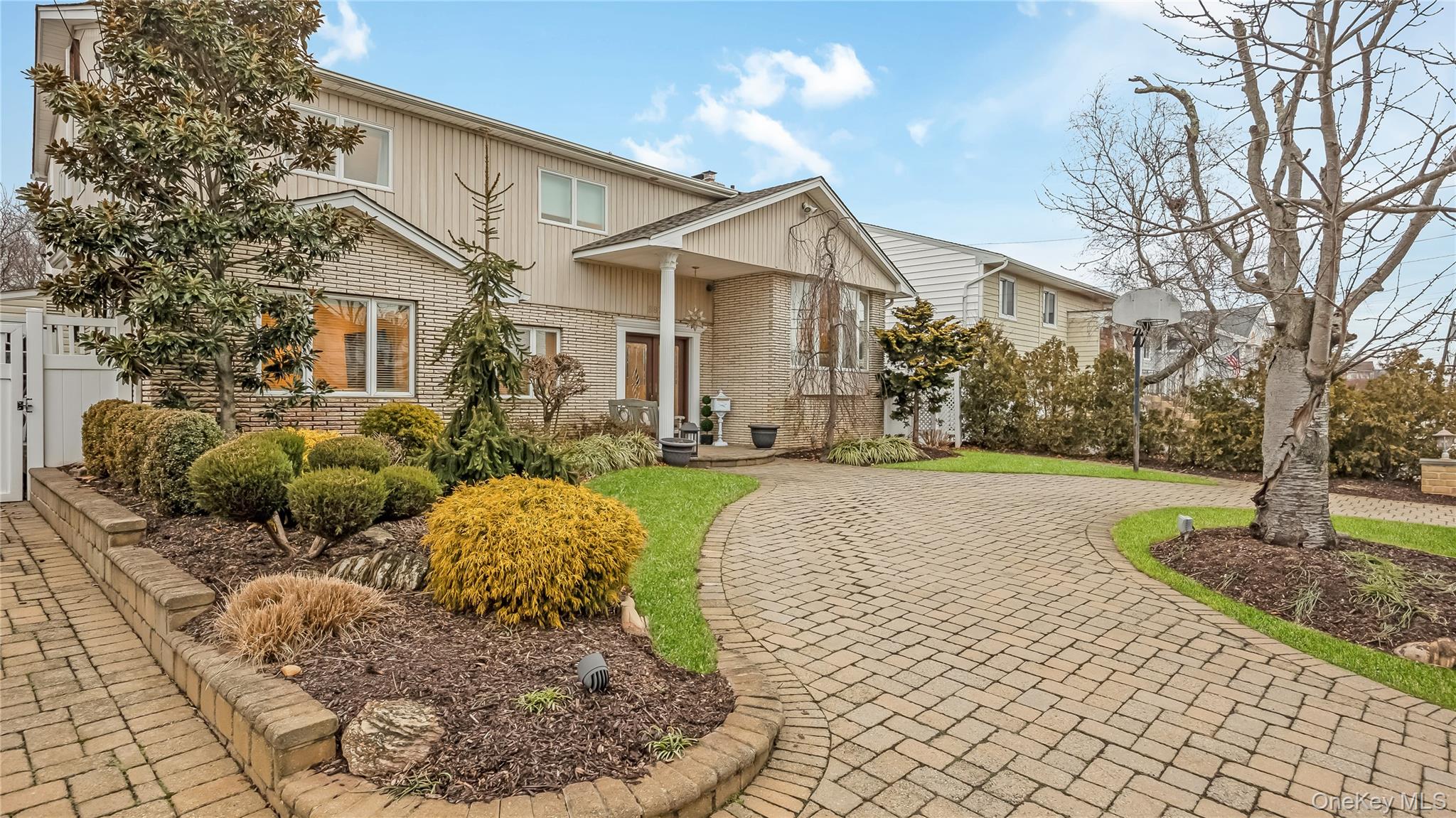 2876 Shore Road Bellmore, NY 11710 - Photo 6 of 45