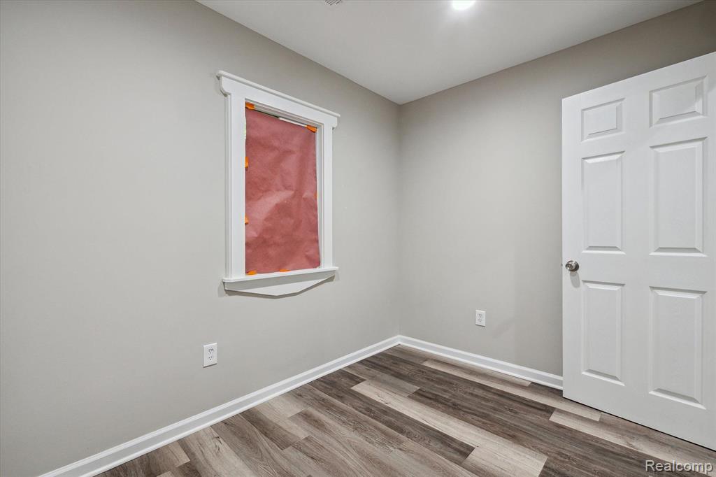 122 West Rutgers Avenue Pontiac, MI 48340 - Photo 12 of 31 Gallery Image 12