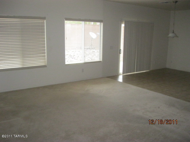 3659 East Secretariat Road Tucson, AZ 85739 - Photo 4 of 8