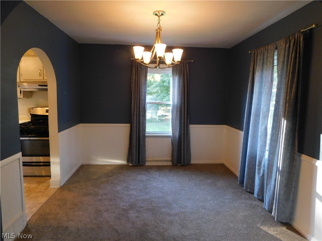998 Jacoby Road Akron, OH 44321 - Photo 4 of 28
