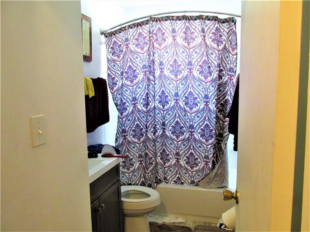 2150 North Riley Avenue Indianapolis, IN 46218 - Photo 7 of 16 Gallery Image 7